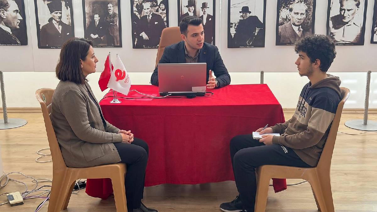 Efeler Belediyesinden üniversite adaylarına ücretsiz tercih desteği