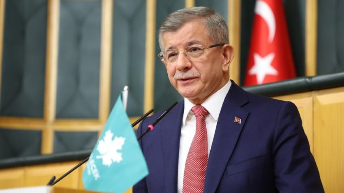 Davutoğlu: Yeni bir parti kuruluyorsa 'hayırlı olsun' demek düşer