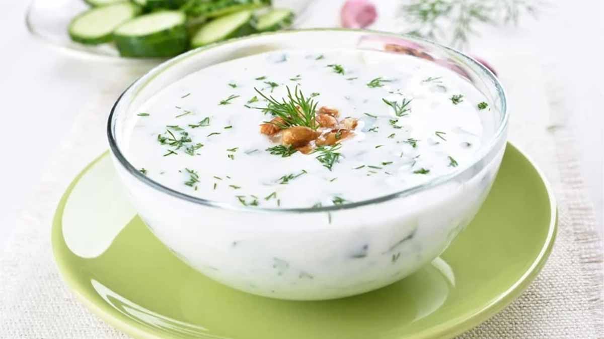 Yaz sıcaklarına en ferahlatıcı çözüm: Soğuk buğday çorbası tarifi