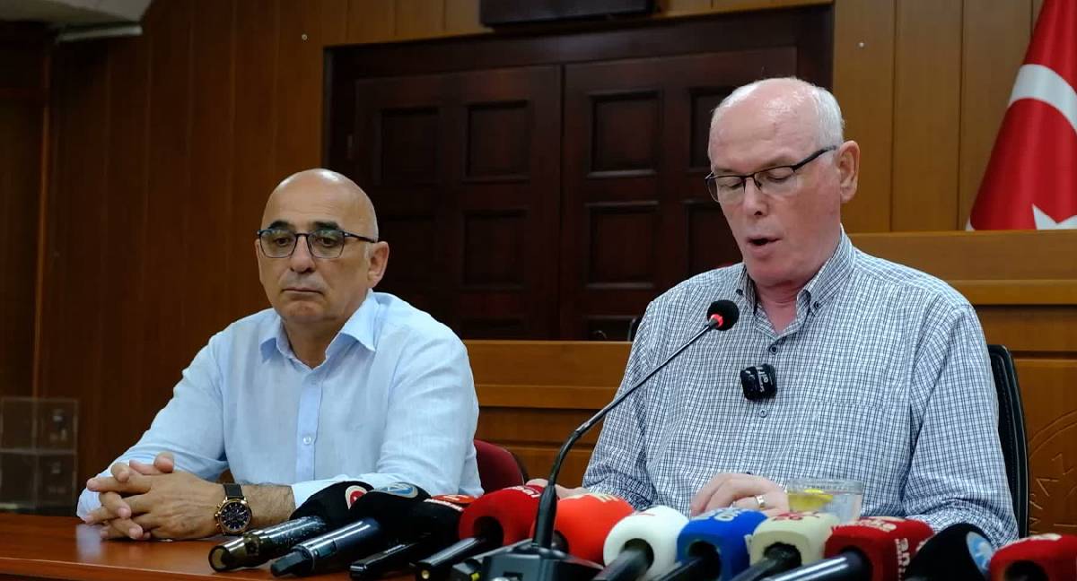 Odunpazarı Belediye Başkanı Kazım Kurt ve meclis üyeleri CHP'den istifa etti