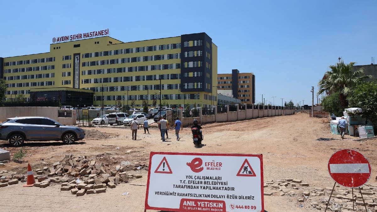 Aydın Şehir Hastanesi ulaşımına 20 bin metrekarelik yol hizmeti