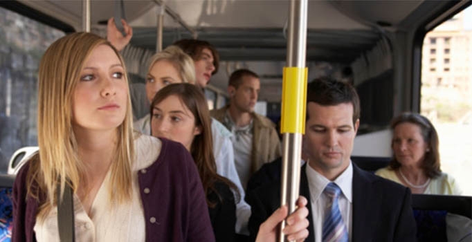 Fransa'da toplu taşımada
 cinsel tacize savaş