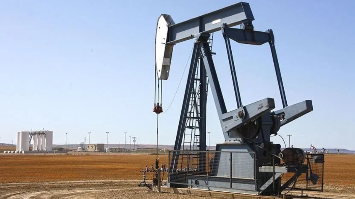 Petrol devi benzini dışardan almaya başladı: Ukrayna’nın İHA saldırıları Rusya'yı felç etti