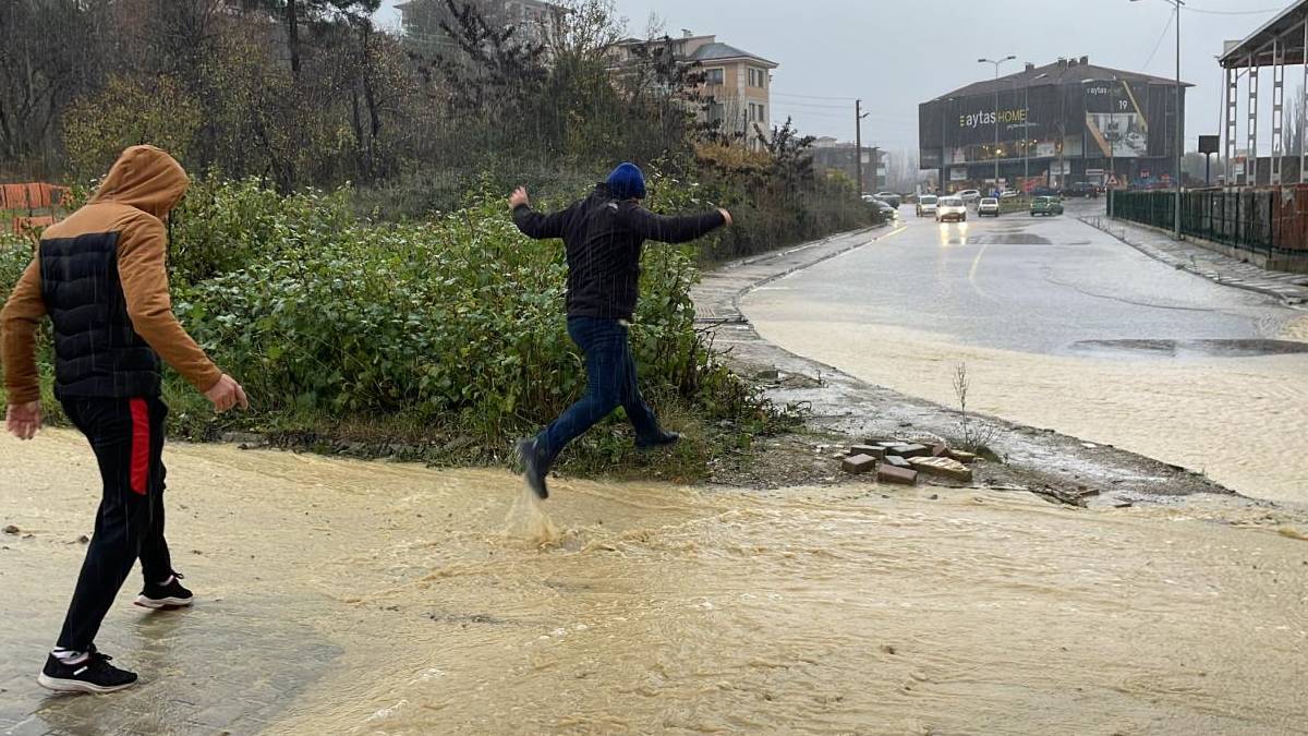 Meteoroloji’den Batı Karadeniz için kritik uyarı: Yağış 100 kilograma ulaşabilir