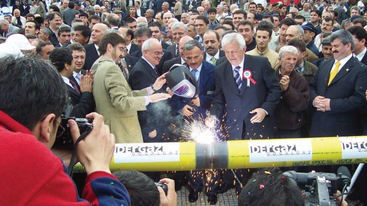 Doğal gazı olmayan 3500 konuttan 3200’ü doğal gaza kavuştu