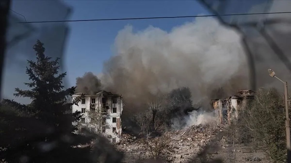 Kiev bölgesine füze saldırısı: Can kaybı 10'a, yaralı sayısı 100'e yükseldi