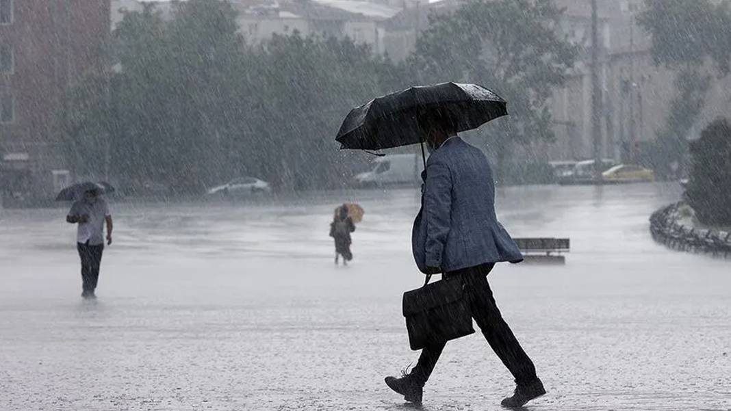 Doğu Karadeniz'in doğusu için gök gürültülü sağanak uyarısı