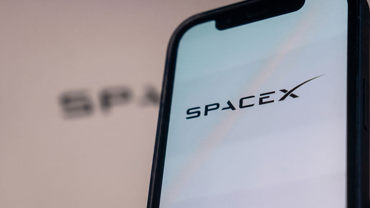 Elon Musk, SpaceX adıyla akıllı telefon işine girecek iddiası