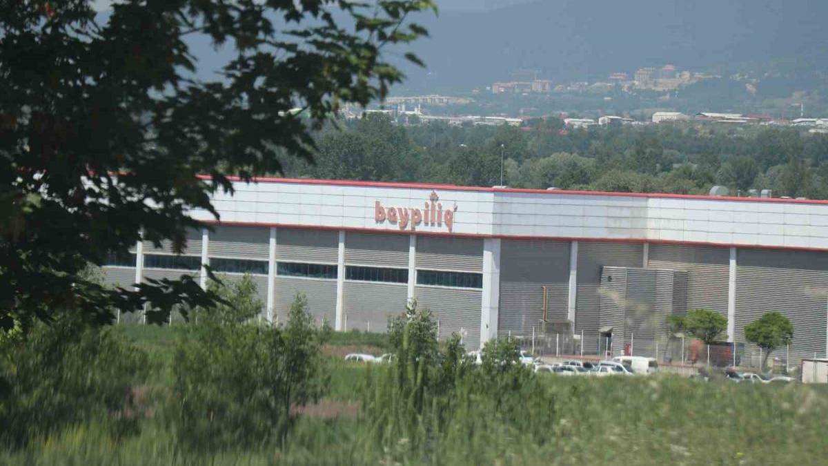 Beypiliç kesimhanesinde ilaçlama sonrası 34 işçi hastaneye kaldırıldı