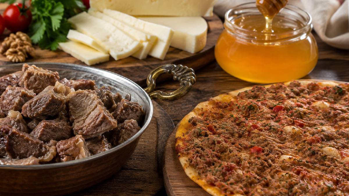 Kavurmadan lahmacuna, peynirden bala... İşte gıdada hile yapan yeni markalar