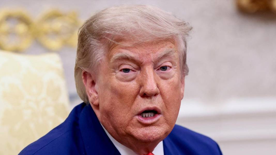 Trump diplomatilere alan açmak için saldırıları durdurdu