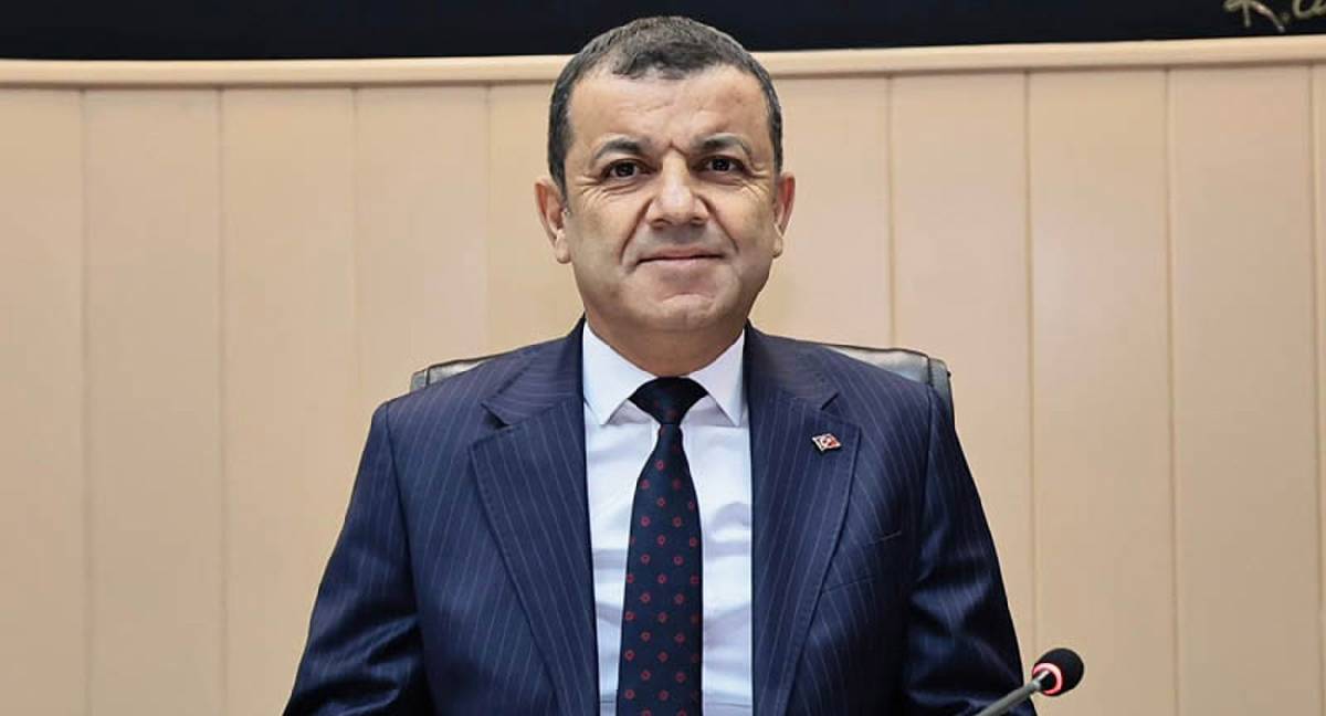 Denizli Büyükşehir Belediyesi ve 14 ilçe belediyesi CHP'den istifa etti