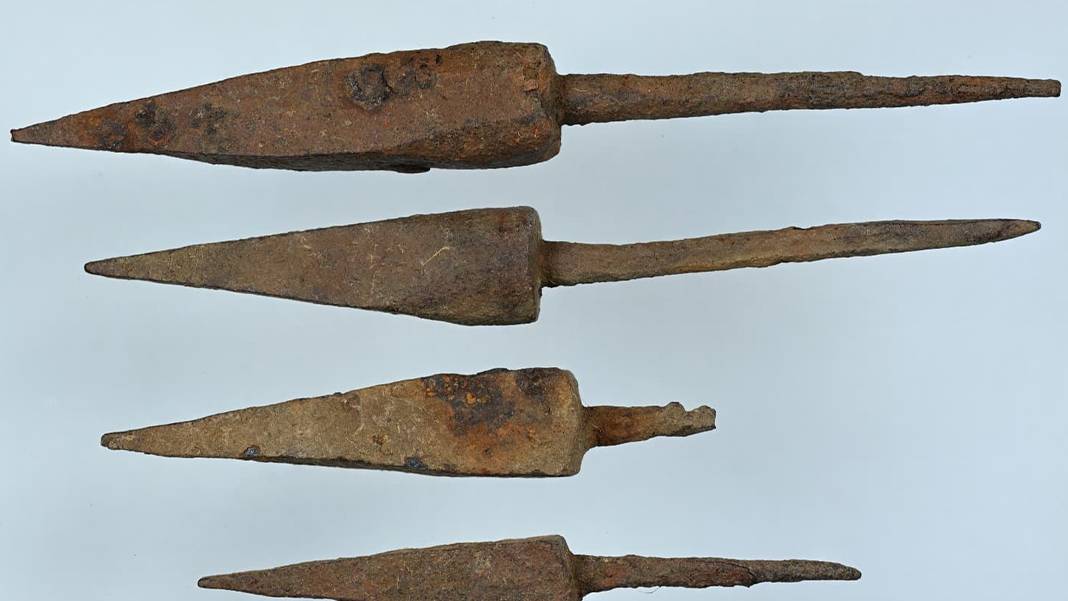 Malazgirt'in 955 yıllık sırrı çözülüyor: Balista ok uçları ilk kez gün yüzüne çıkarıldı