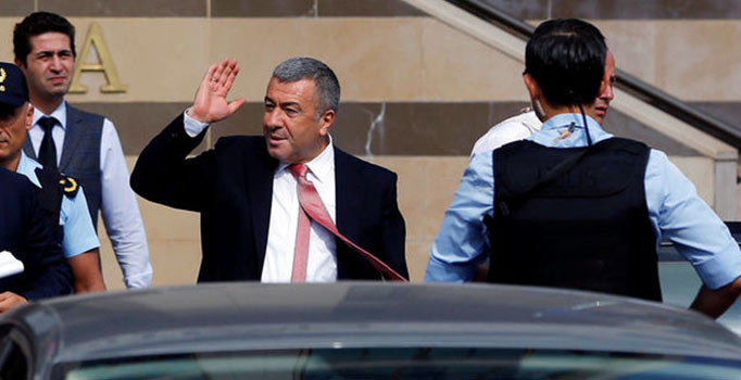 Mustafa Çalışkan teşkilatının Kurban Bayramı'nı telsizden kutladı