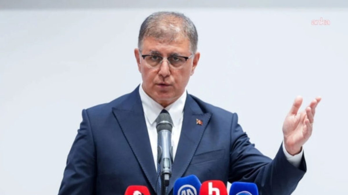 Cemil Tugay AK Parti'ye mi geçiyor? Yeni Parti'den ilk açıklama geldi