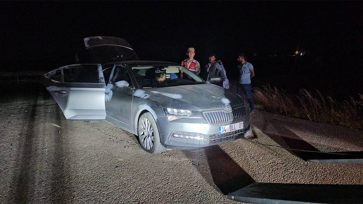 Sahte jandarmalardan milyonluk vurgun! Kontrol noktasında 13 kilo altın çaldılar
