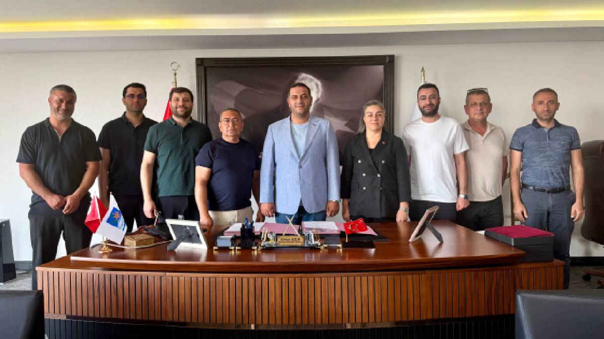 Narlıdere Belediyesinde emek kazandı: Toplu sözleşmede imzalar atıldı