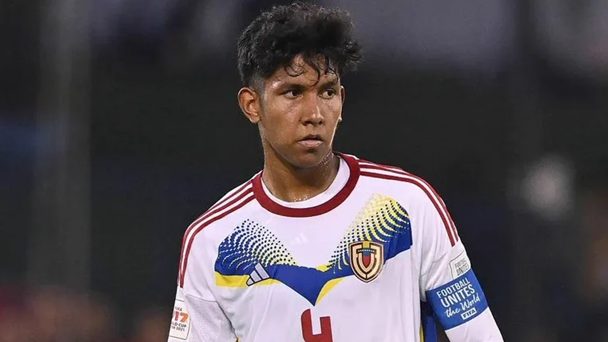 Trabzonspor'a 18 yaşındaki stoper