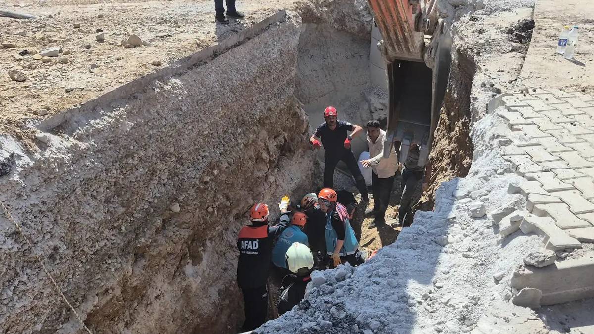 Malatya’da inşaatta göçük: Toprak altında kalan 2 işçi öldü