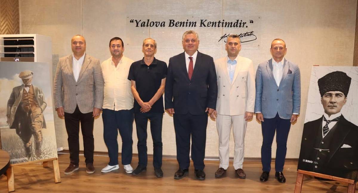 Yalova'da 6 Belediye Başkanı Yeni Parti'ye geçtiklerini açıkladı