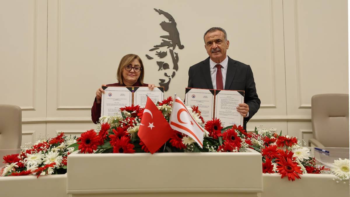 İki gazi kardeş oldu: Gaziantep, Gazimağusa ile Kardeş Şehir Protokolü imzaladı