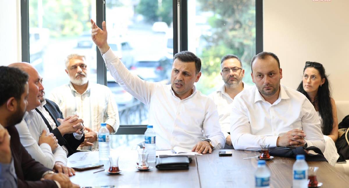 Özgür Çelik, Yeni Parti’nin kurucu İstanbul İl Başkanı oldu