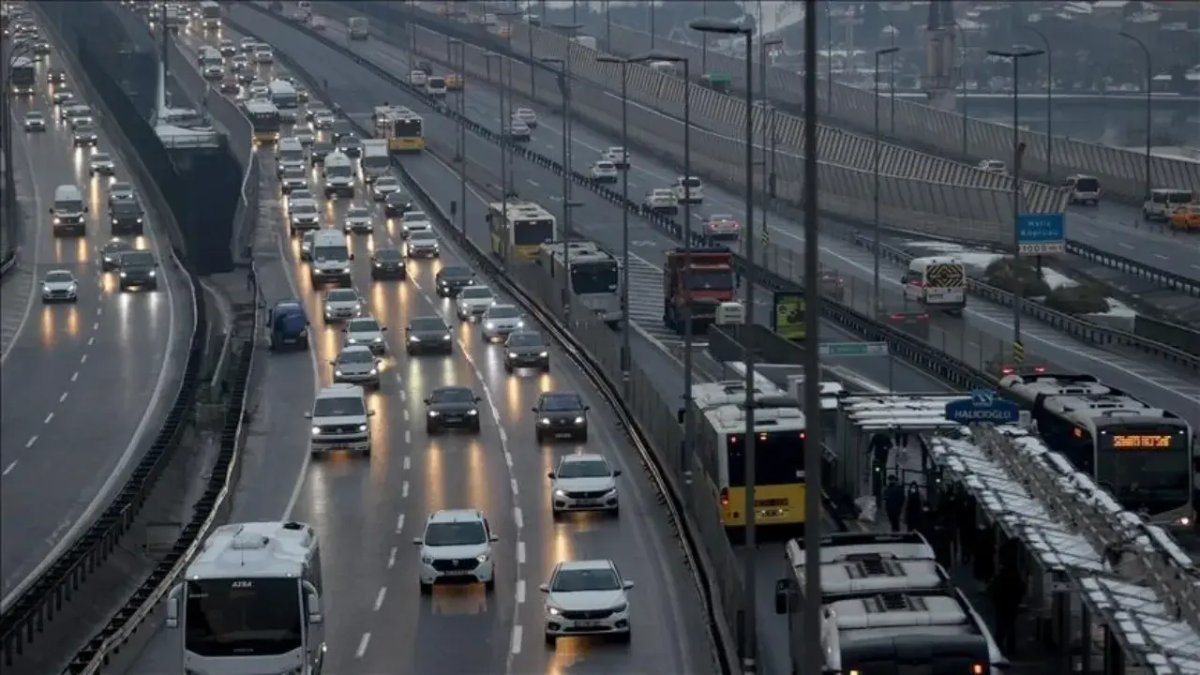 İstanbul'da kapalı yollara rağmen Yenikapı İDO İskelesi'ne araçla nasıl gidilir? Avrasya Tüneli kapanacak mı?