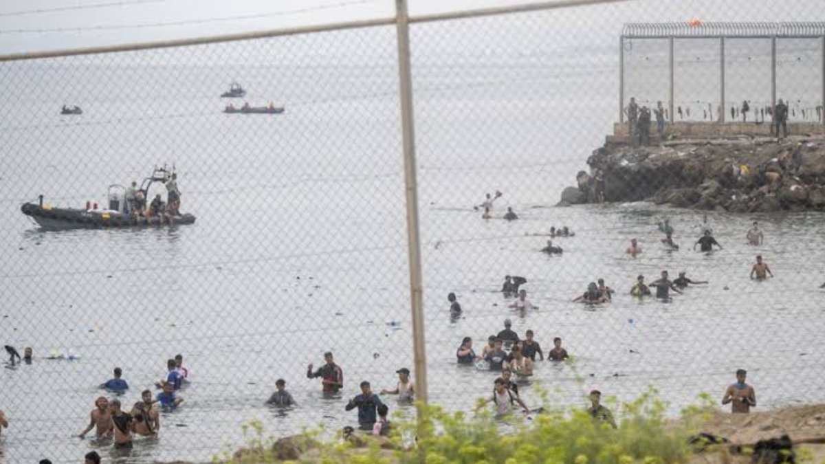 Fas'tan İspanya'ya geçerken ölen düzensiz göçmenlerin sayısı 72'ye yükseldi
