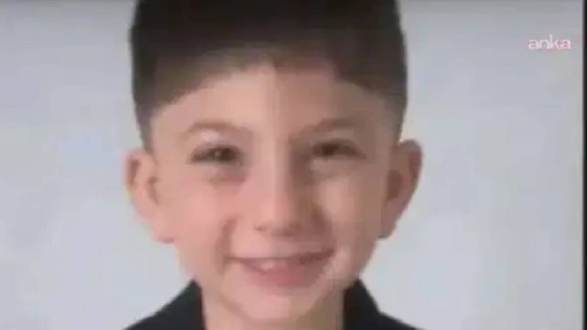 Araçta uzun süre mahsur kalmıştı: 4 yaşındaki Muhammed iki günlük yaşam mücadelesini kaybetti
