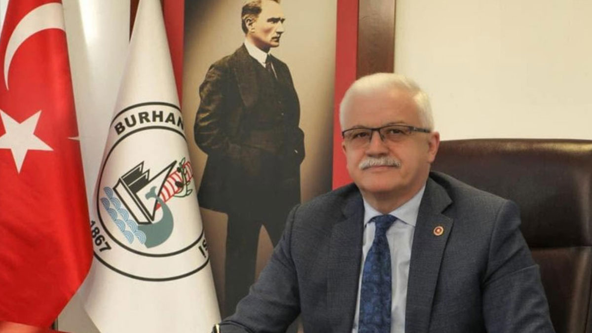 Burhaniye Belediye Başkanı Deveciler, YENİ Parti'ye geçti