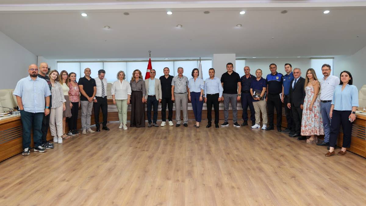 Karabağlar’ın her yıl 80 milyon lirası sahipsiz atıklara gidiyor