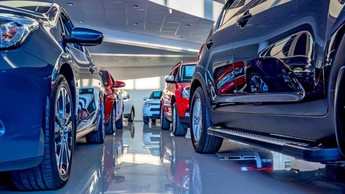 Otomotiv pazarında satışlar yüzde 25 geriledi