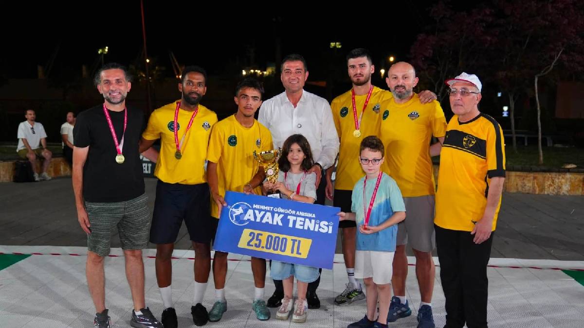 Giresun Belediyesinin Ayak Tenisi Turnuvası coşkuyla tamamlandı
