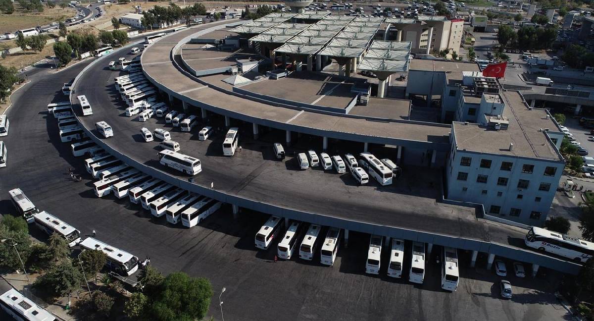 İzmir Otogarı'nda tahliye kararı: Büyükşehir'e devredilecek