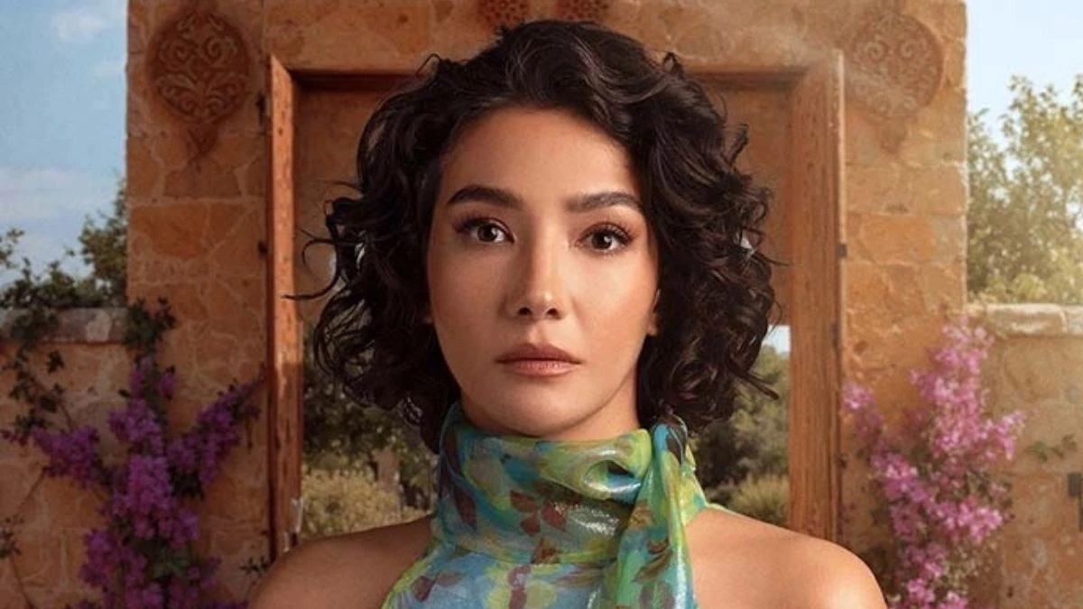 Aybüke Pusat’ın yeni imajı şaşırttı: Tesettürlü hali gündem oldu!