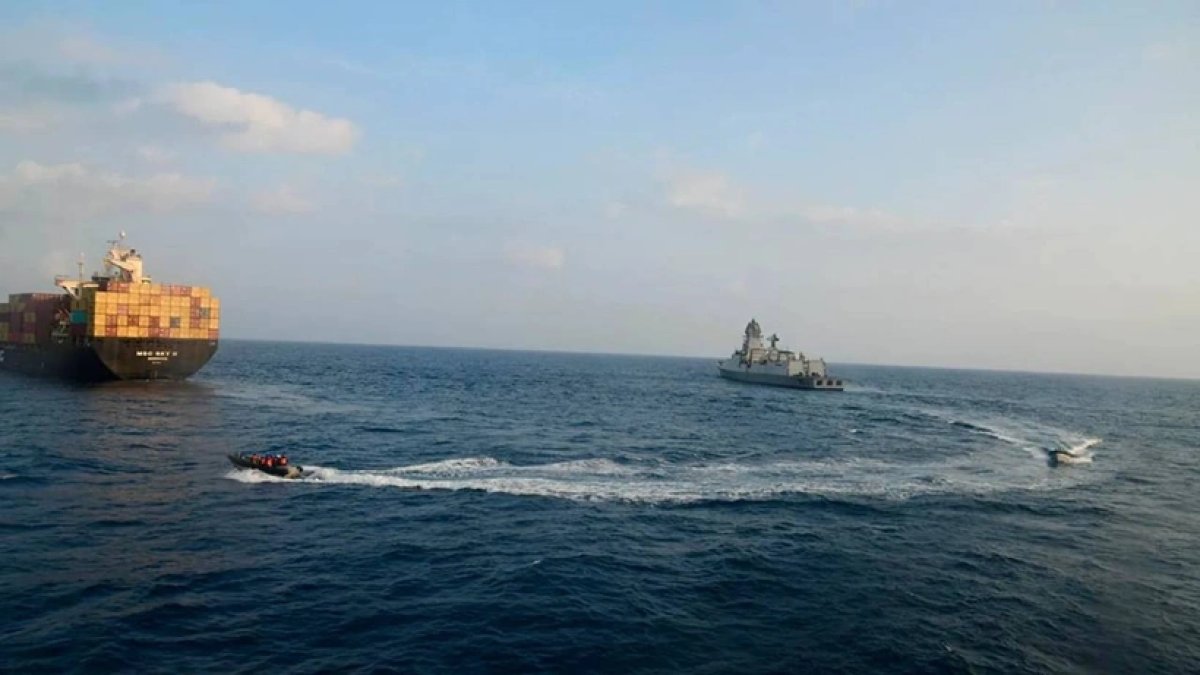 Husiler: Kızıldeniz'de Suudi Arabistan'a ait petrol gemisini hedef aldık