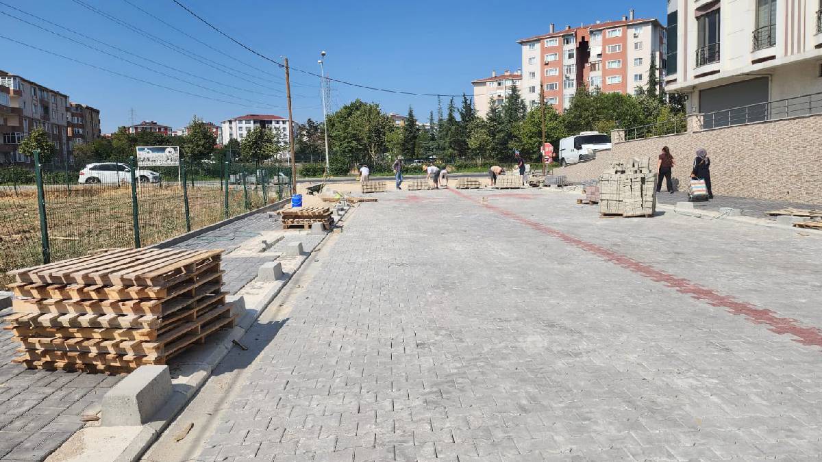 Başkan Sarıkurt’tan yol çalışmalarına yakın takip