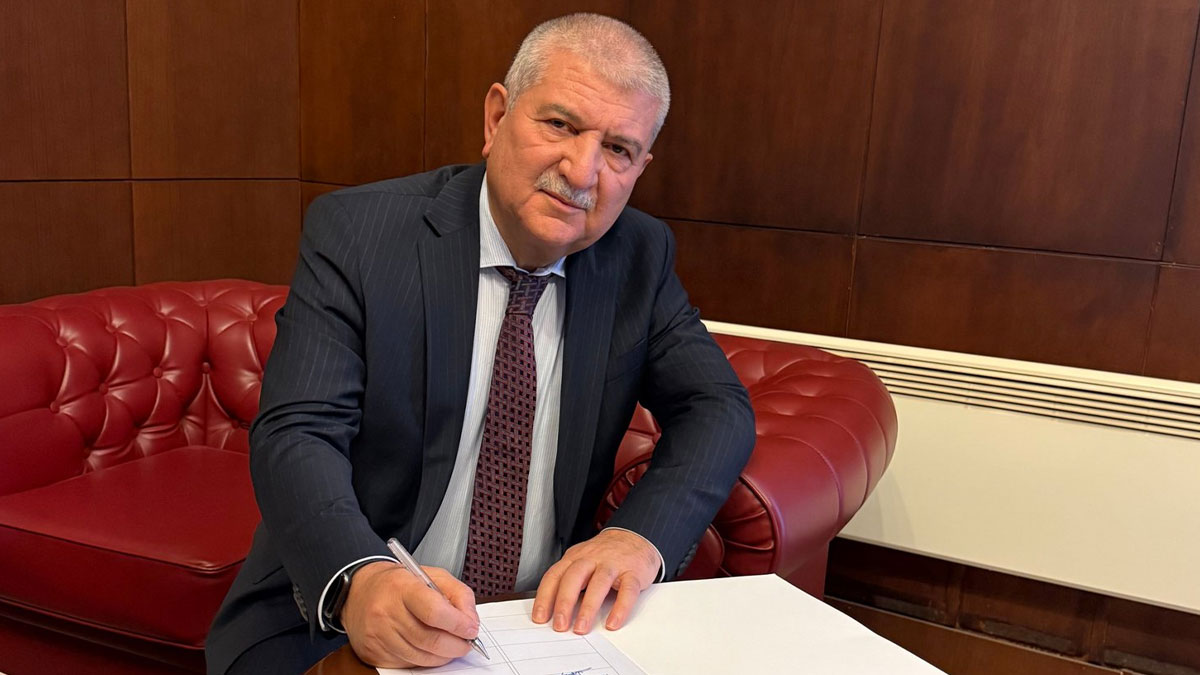 Kani Torun, çerçeve yasa teklifine imza attı