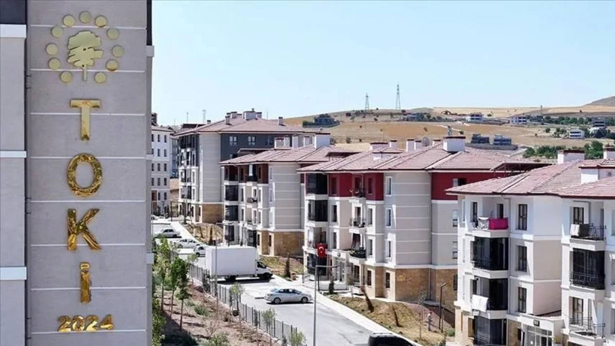 TOKİ'den 51 ilde açık artırma: Konut ve iş yerleri satışa çıkıyor