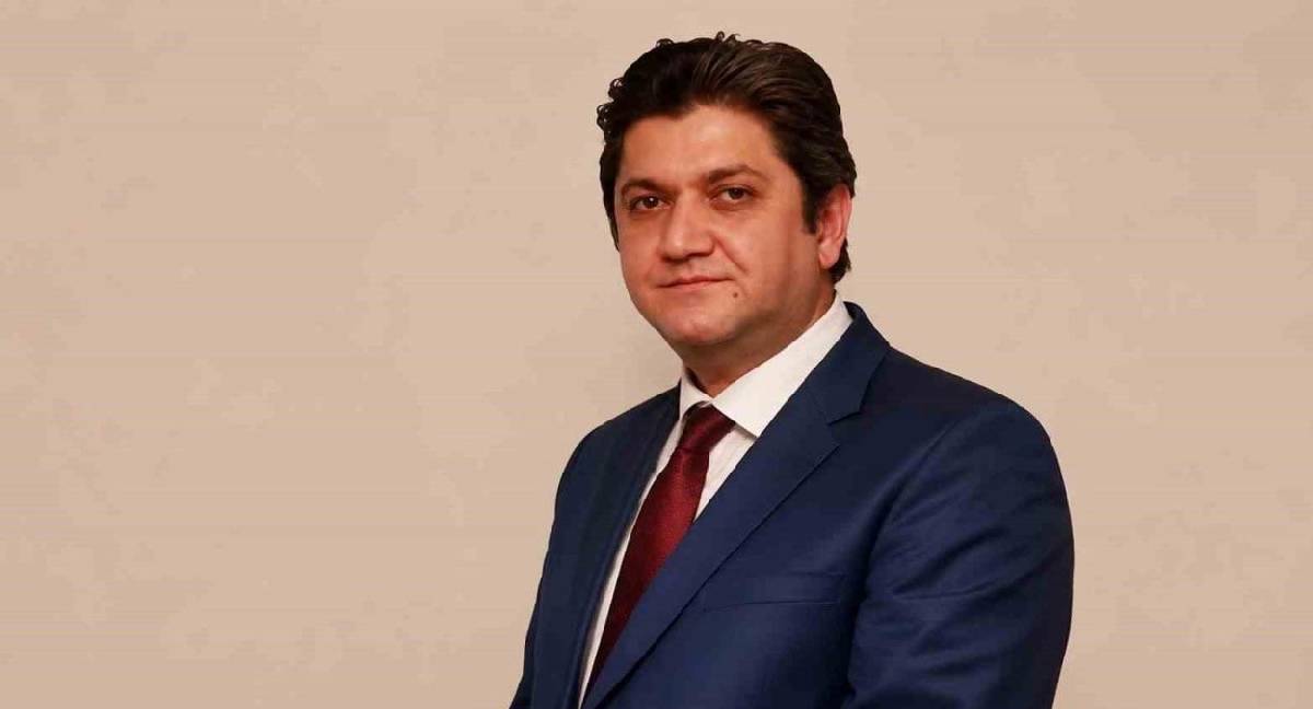 CHP Karabük İl Başkanı Burak Onur Gündüz oldu