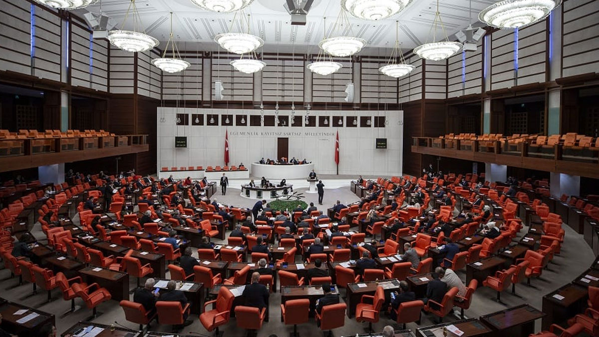 Son dakika! Gazi ve şehit yakınlarına ilişkin kanun teklifi kabul edildi