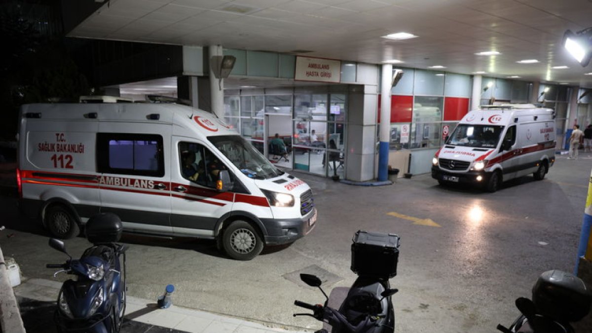 İzmir'de "kız meselesi" kavgası: 15 yaşındaki Mehmet kalbinden bıçaklandı