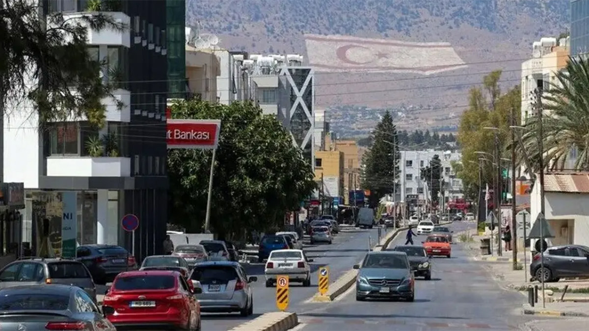 KKTC’yi aşırı sıcaklar vurdu: Öğle saatlerinde çalışmak yasaklandı