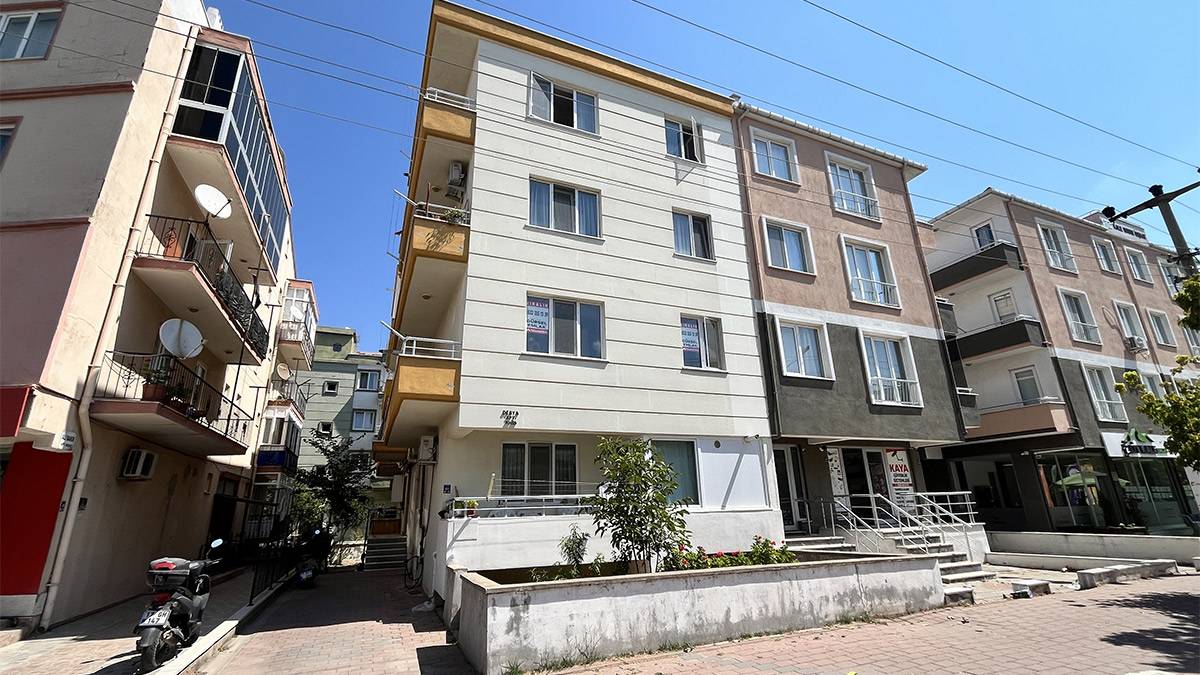 Komşu dairede ilaçlama faciası! 9 yaşındaki çocuk öldü, anne yoğun bakımda