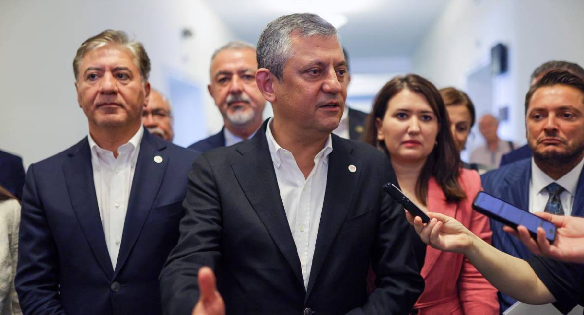 Özel'den fezleke açıklaması: İtibar suikastı olsun diye adında ‘rüşvet’ geçiyor