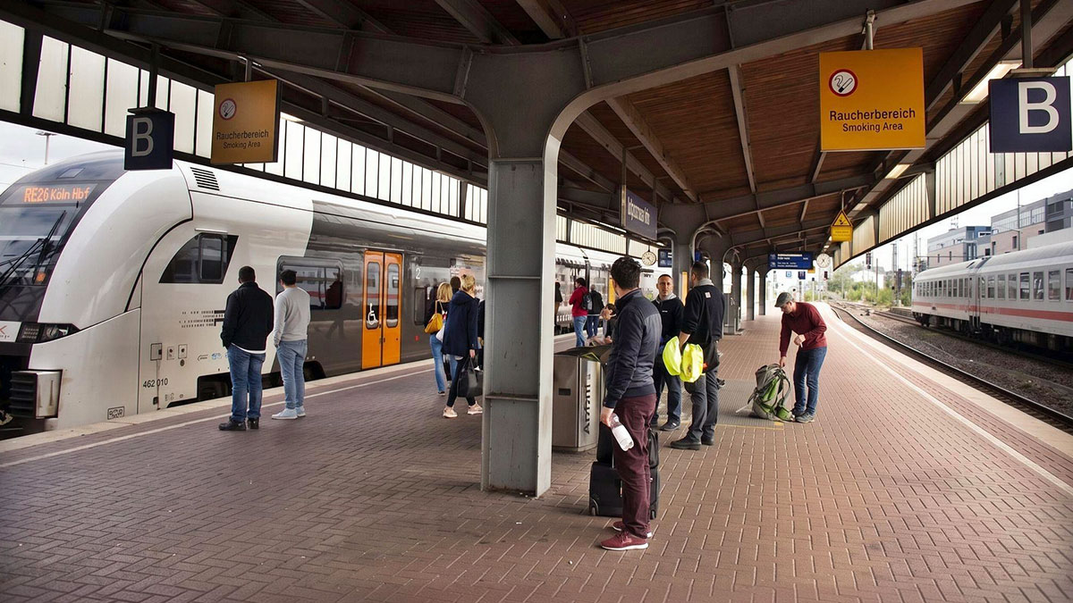 Tren istasyonlarında içki içenlere kalıcı giriş yasağı geliyor