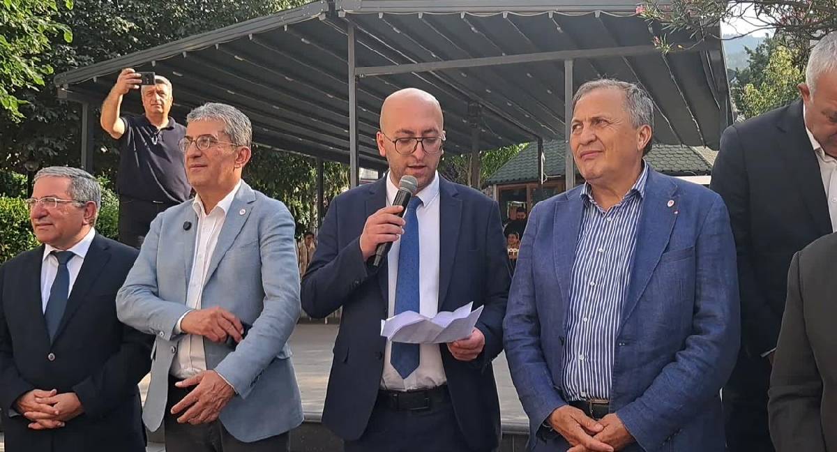 Günaydın YENİ Parti Artvin il başkanlığı açılışında konuştu: Ferman padişahınsa meydanlar bizimdir