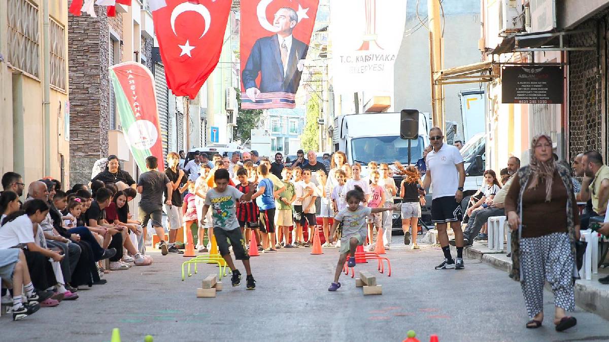 Karşıyaka’da “sokak” çocukların!
