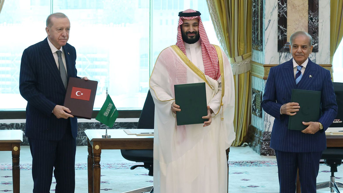 Türkiye, Suudi Arabistan ve Pakistan üçlü savunma anlaşması imzaladı: 'İkinci CENTO' mu?