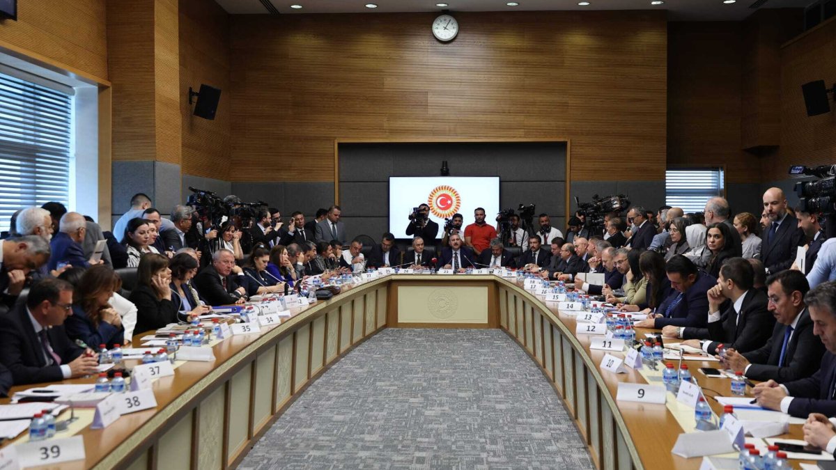 Yeni çözüm kanunu Adalet Komisyonu'nda kabul edildi